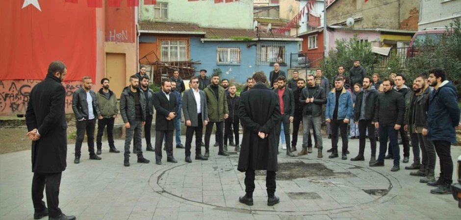 Промо-фото из Чукур 111 серия