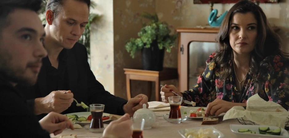 Промо-фото из Чукур 104 серия