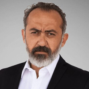 Актер Кадир Чермик