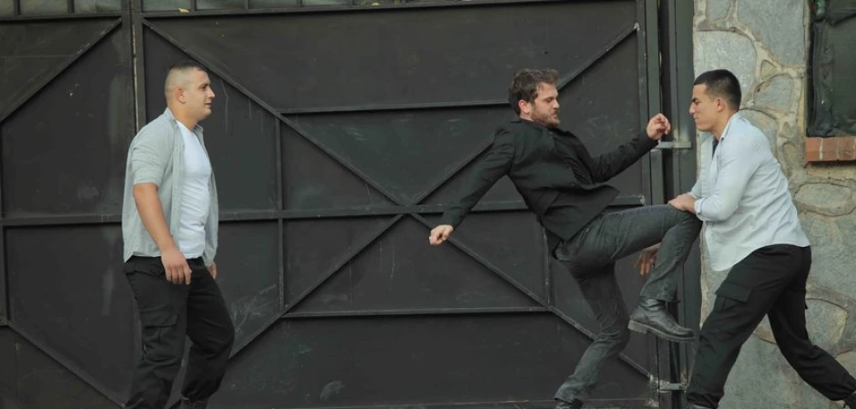 Промо-фото из Чукур 74 серия