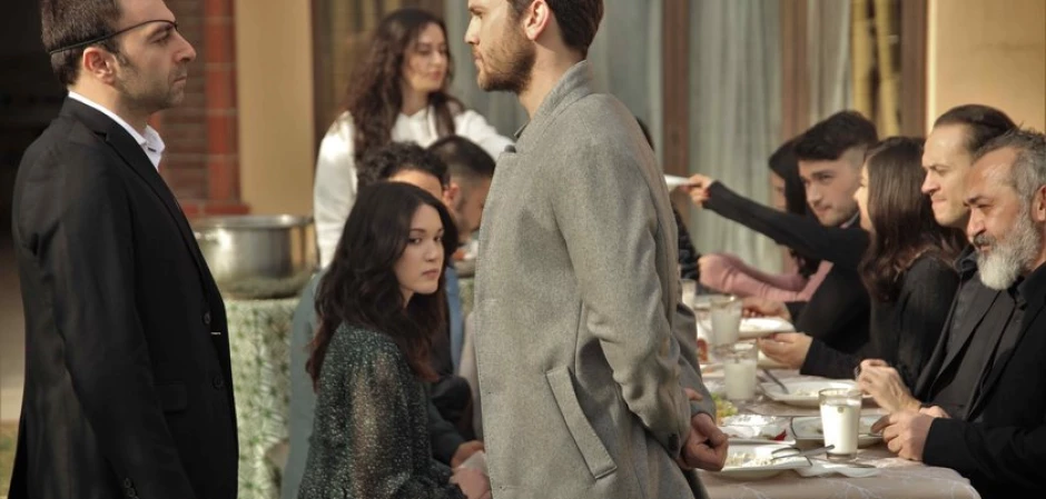 Промо-фото из Чукур 92 серия