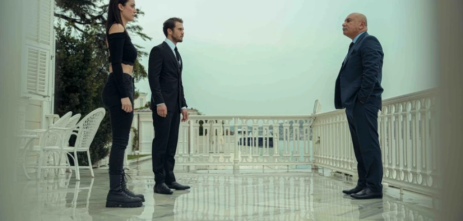 Промо-фото из Чукур 100 серия