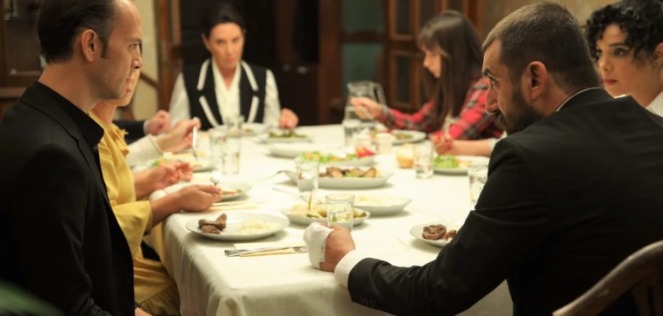 Промо-фото из Чукур 101 серия