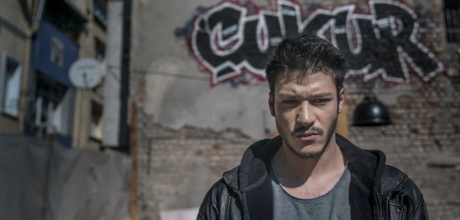 Промо-фото из Чукур 1 серия